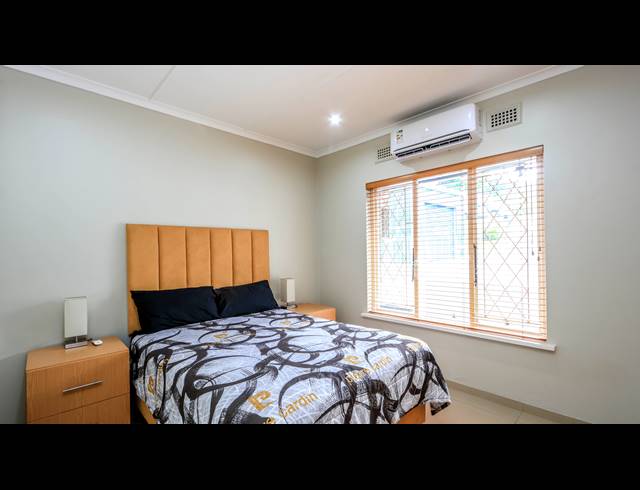 4 BEDROOM FREEHOLD FOR SALE IN HERRWOOD PARK